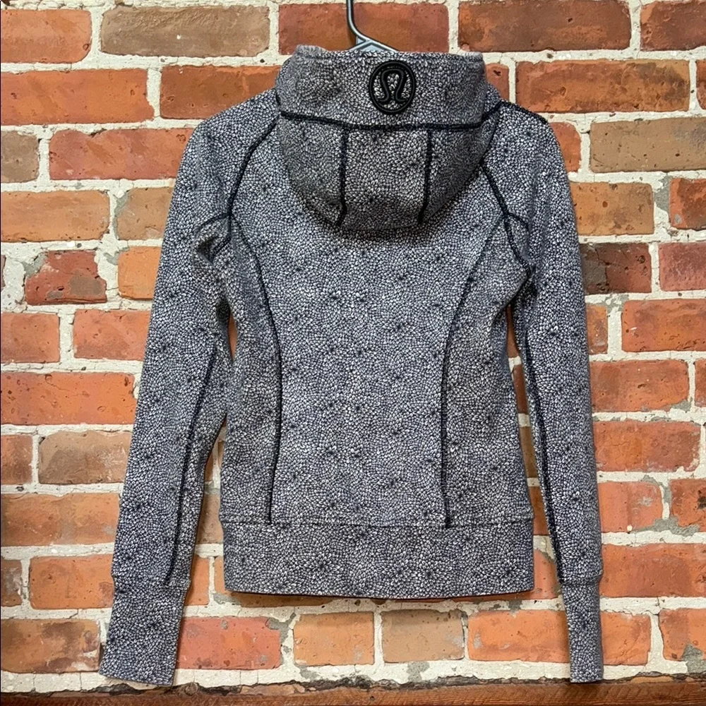 lululemon athletica Gray Scuba Hoodie Fleece Sweater - Picture 6 of 10